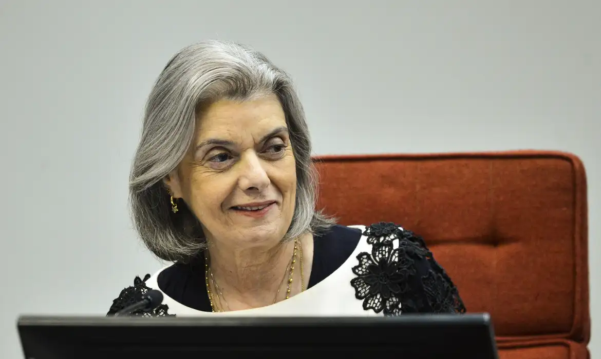 Ministra Carmen Lúcia
