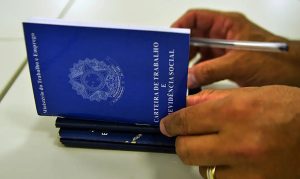 Novos prazos para licença-paternidade valem a partir de 2027