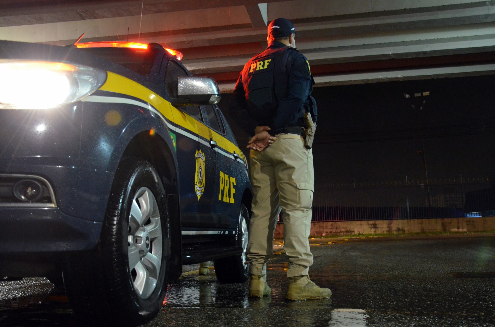 PRF intensifica fiscalização nas rodovias federais de SC durante feriado de Tiradentes