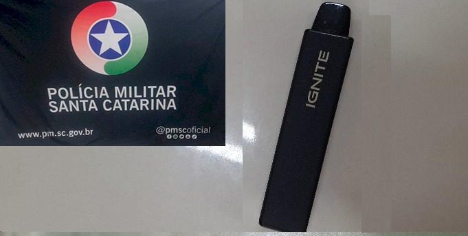 Adolescentes são flagrados com cigarro eletrônico em escola do Meio-Oeste