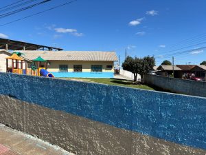 Cor de partido em espaços públicos leva prefeito de Lebon Regis a acordo com Ministério Público