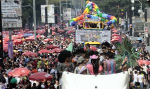 Lei que tenta barrar menores em eventos LGBTQIA+ gera polêmica e pode ser considerado inconstitucional