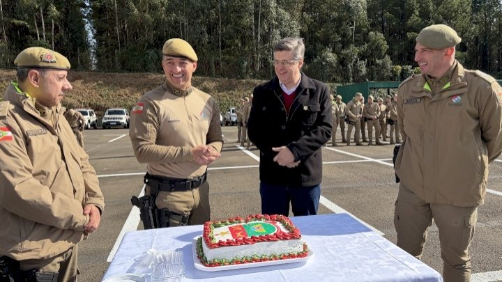 15º BPM celebra 19 anos de atuação com homenagens e reconhecimento