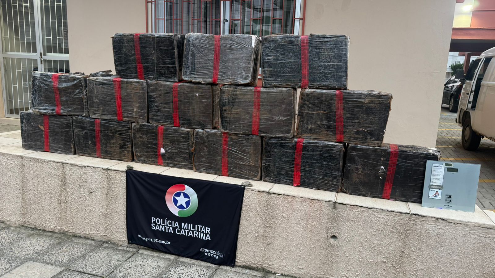 Polícia apreende mais de 300kg de drogas em São José do Cerrito