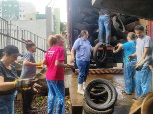 Videira destina mais de 1,4 mil pneus inservíveis para reciclagem
