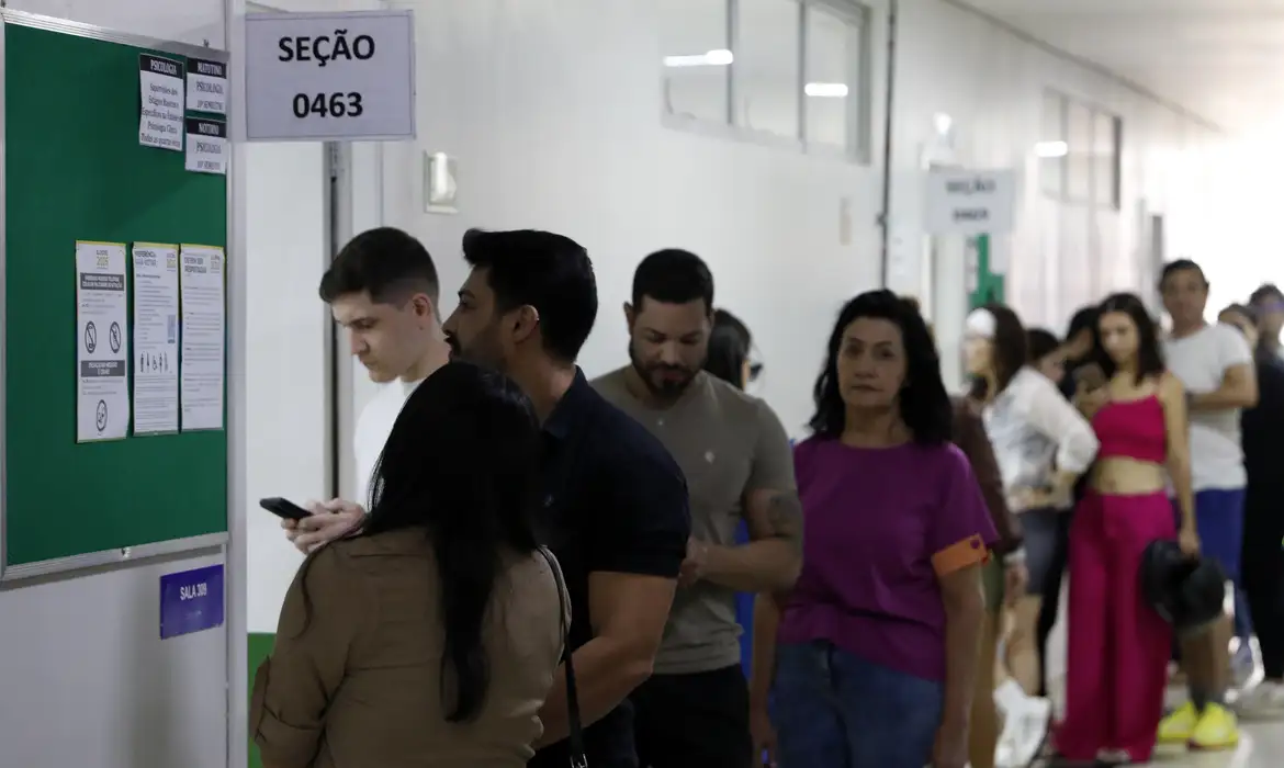 Segundo turno: 130 mil eleitores precisam ficar atentos a mudanças nos locais de votação